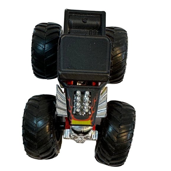 Mattel Hot Wheels Monster Trucks 1-64 Sriracha Jeep Baja Backdraft Skull Lot 5 - Picture 12 of 16